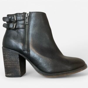 Melrose & Market Black Leather Heeled Ankle Boots Double Strap Buckle Size 8.5
